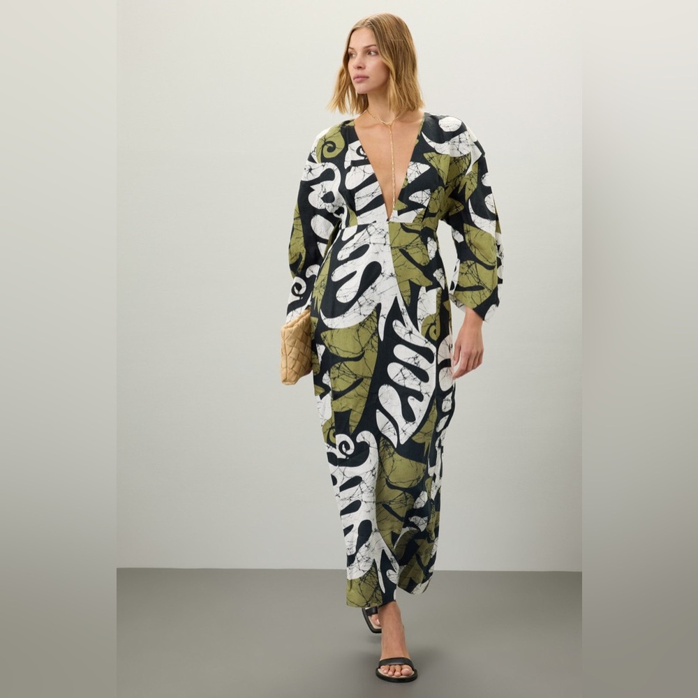 Mara Hoffman Irina Plunge Neck Maxi Dress
Size 0